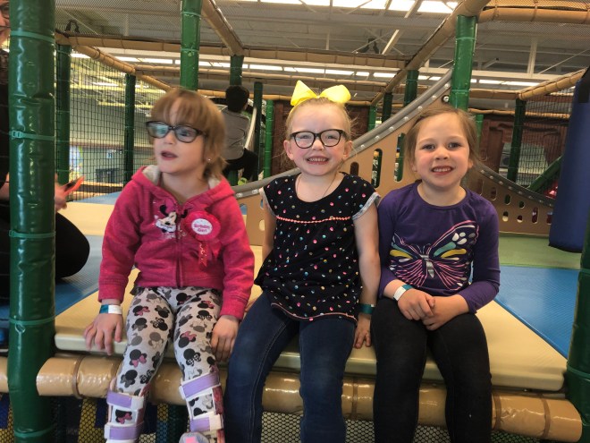 2DBB6F5F-2753-4ABF-A27B-72F131F84917