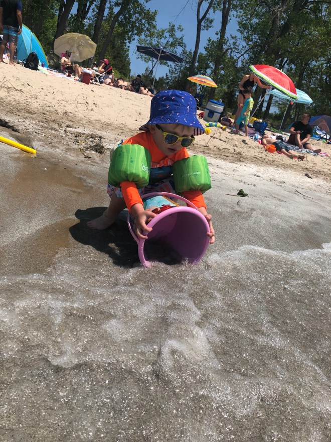 AEAADFFF-A0EF-4A44-8A7B-E7955151AF11