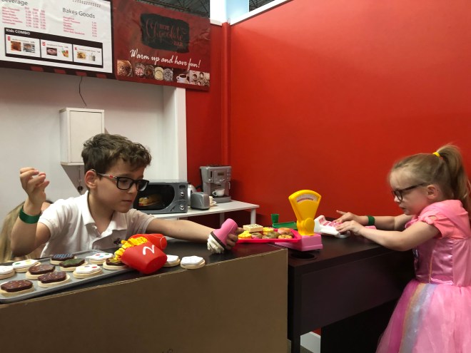 EE9CAEBF-5138-43F4-A065-70C693C78E3C