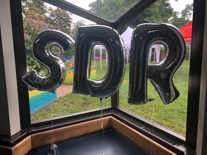 9DC81F75-64A6-4EC2-9DA0-52164218CAE1