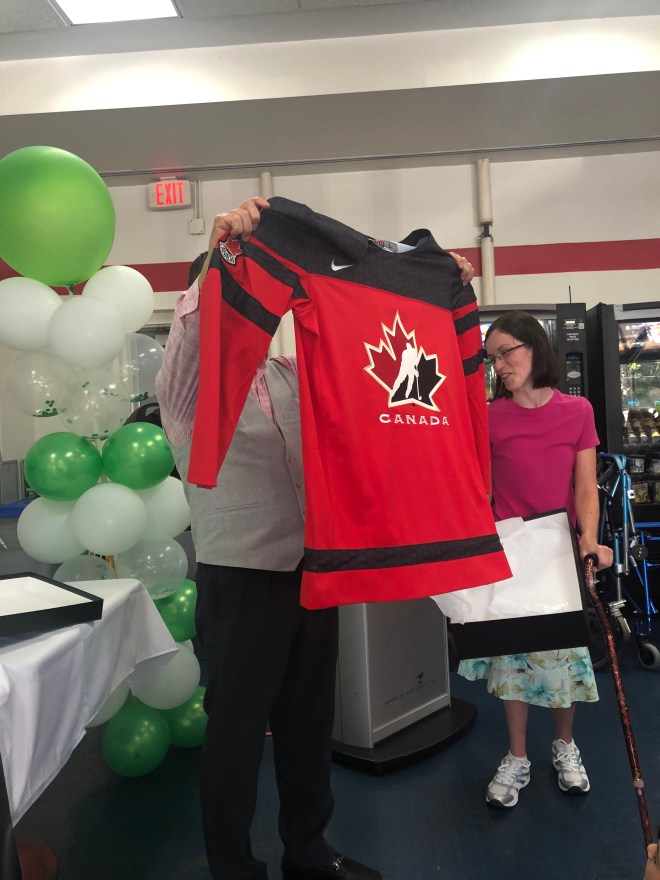 EA6A9EFF-584C-4012-8A3D-2B9D7E6EB677