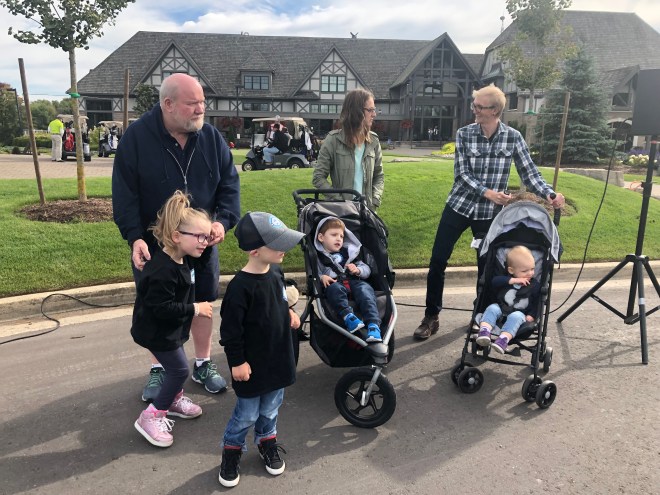 B4CAD50B-5AE4-4779-AADA-0F69E0BA3A0A