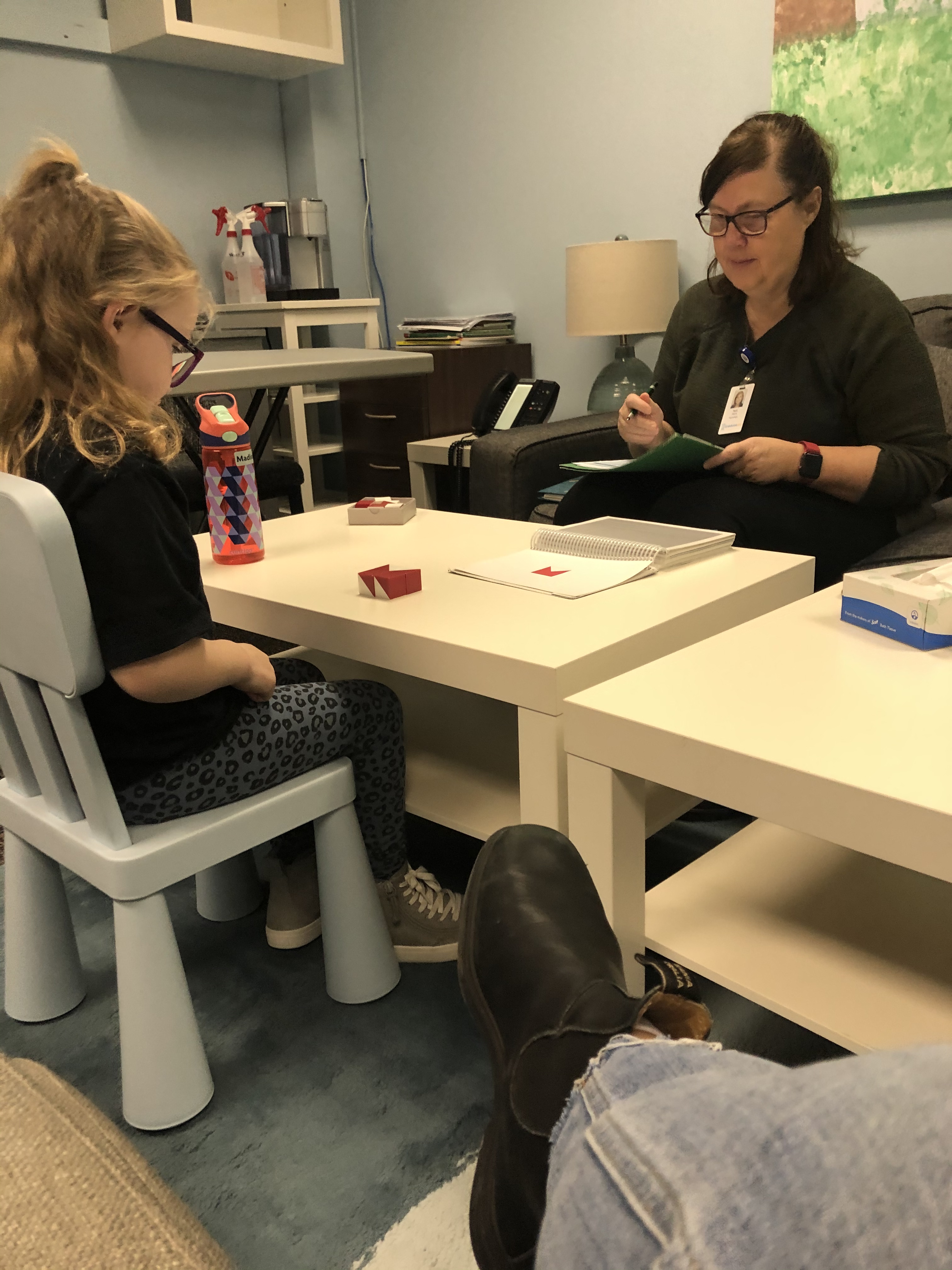 AD924EA0-269C-4B9F-A427-84776D5CEEB9